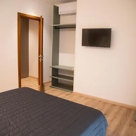 Aparthotel Essenza 3*