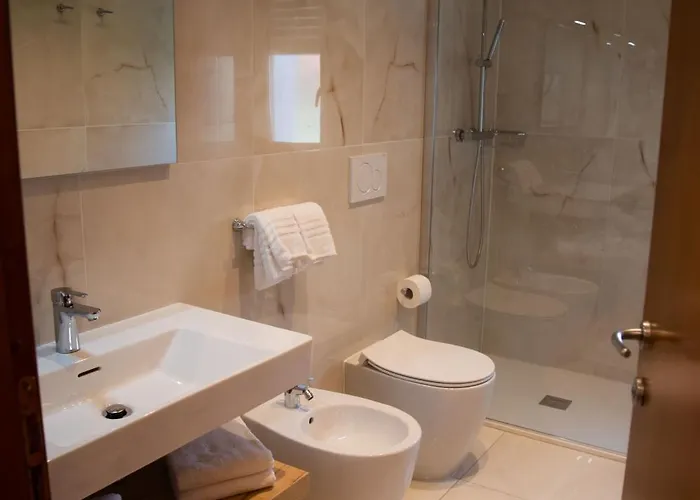 Essenza Apartmanhotel 3*